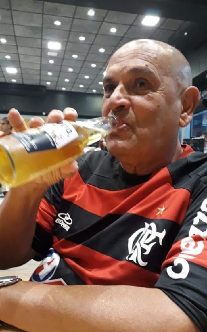 Nerval Alves da Rocha Filho com a camisa do Flamengo. Foto: arquivo pessoal da família Rocha
