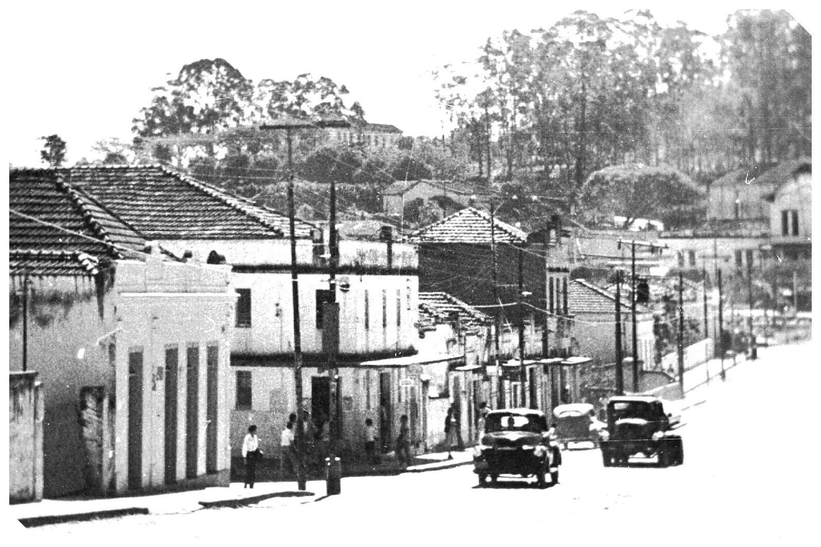 A Avenida Pedro Salles, na zona norte de Lavras, onde funcionou o Cine Ipê, aberto em 1949