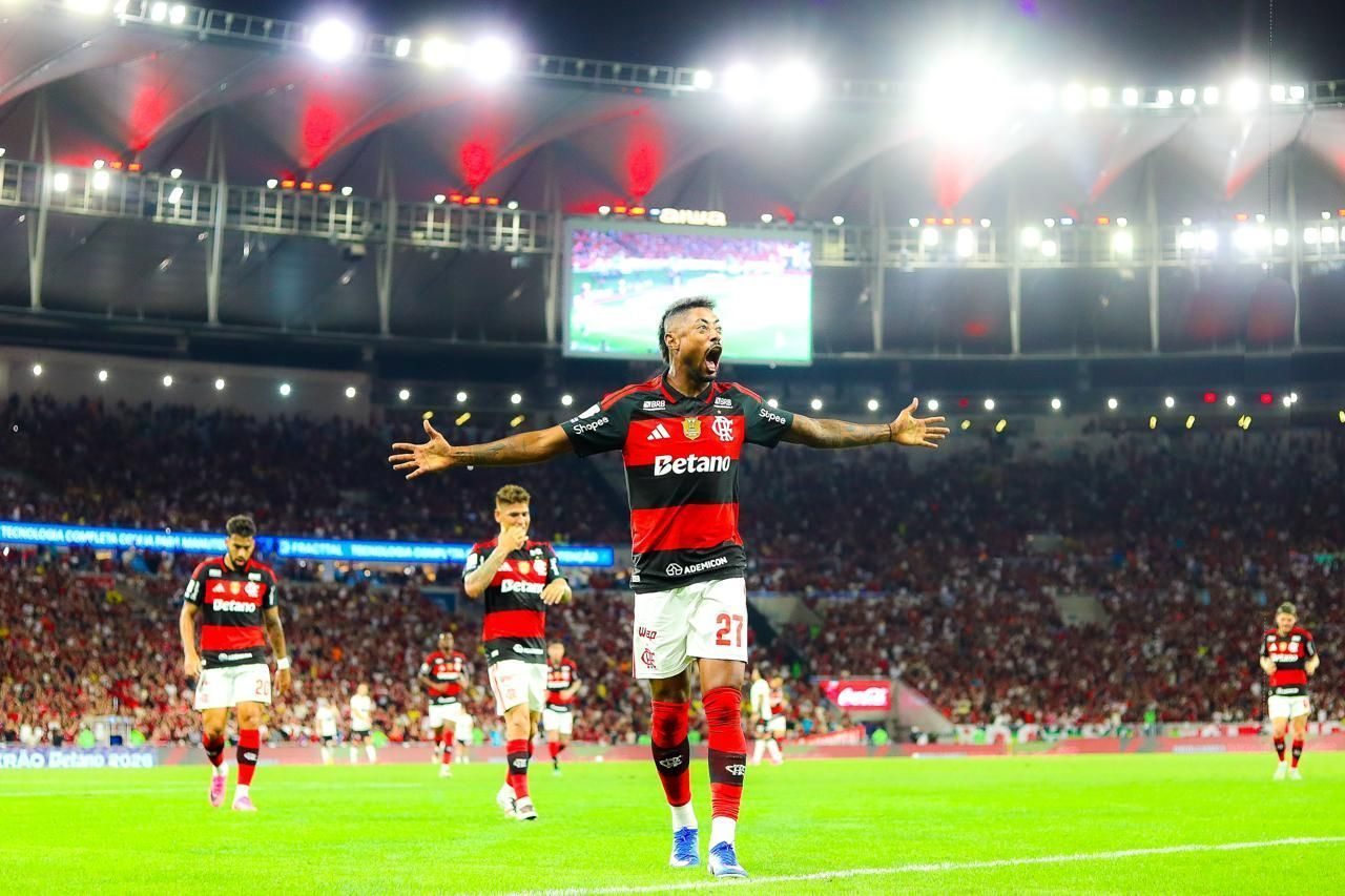 Bruno Henrique em ação no Maracanã, casa do Flamengo na volta das oitavas