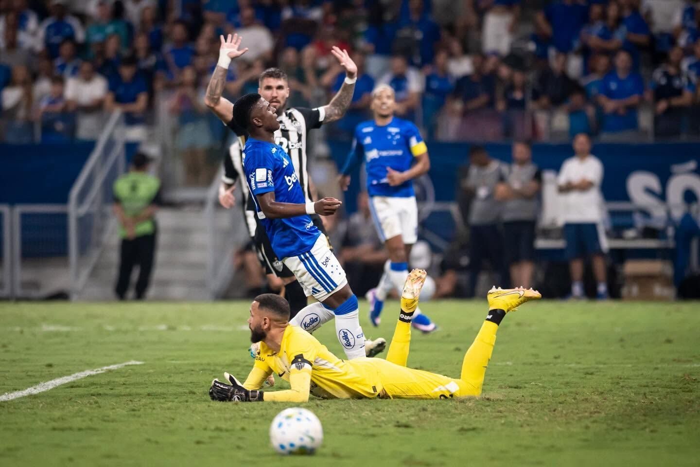 Lance de Cruzeiro x Atlético nesta temporada: os rivais voltam a se encontrar, agora na Copa do Brasil