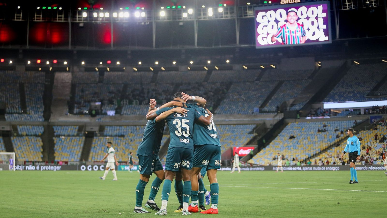 Maracanã recebe o clássico entre Flamengo e Fluminense no domingo