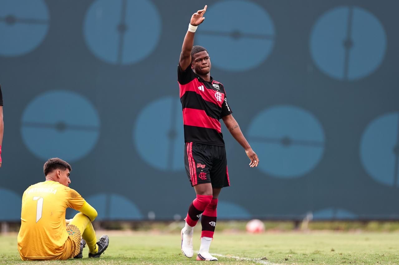 A base rubro-negra segue produzindo: garoto do sub-20 comemora gol na estreia da Taça Guanabara