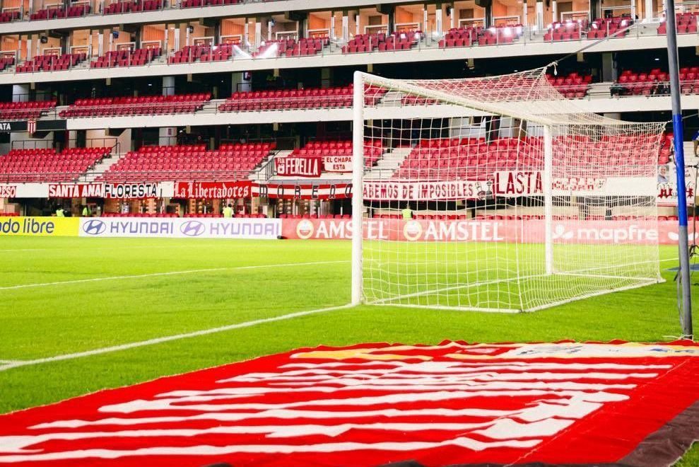 Estádio Jorge Luis Hirschi, em La Plata, palco de Estudiantes x Flamengo