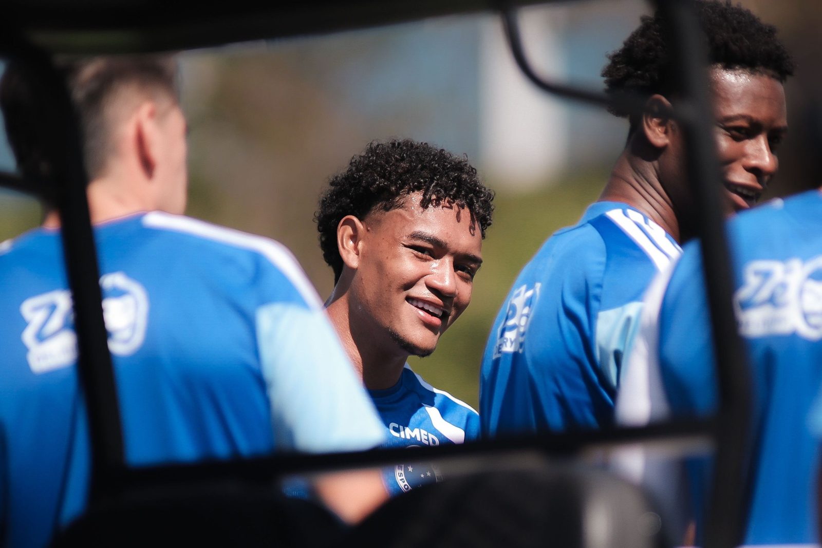 Kaique Kenji, atacante do Cruzeiro, também está no departamento médico