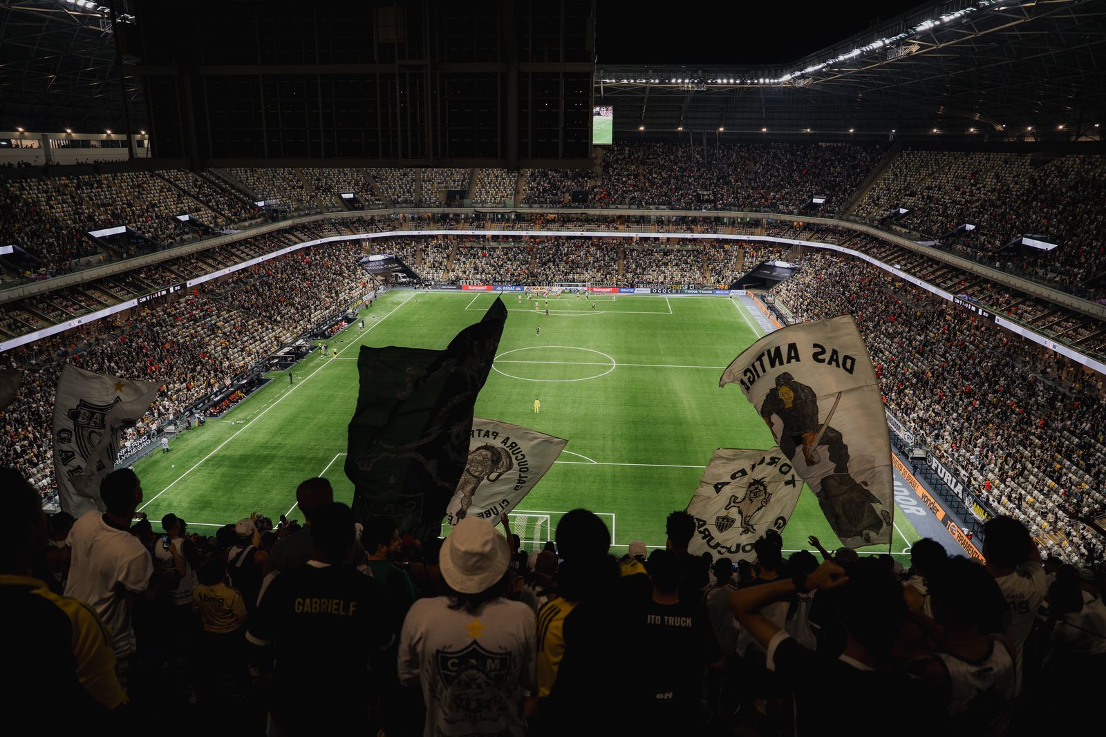 Torcida atleticana na Arena MRV, palco do jogo de domingo contra o Santos