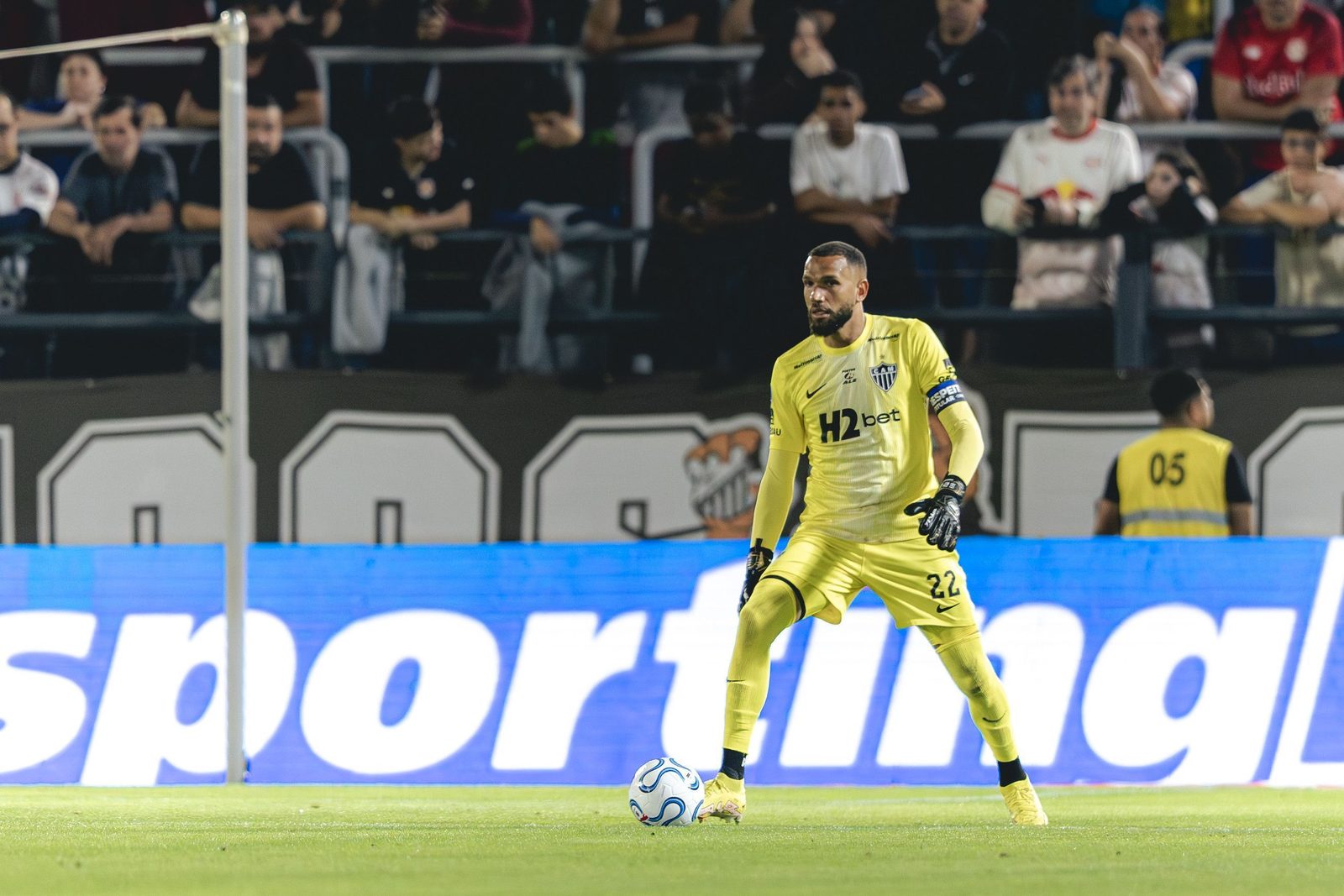 Everson e a defesa do Galo não foram vazados fora de casa