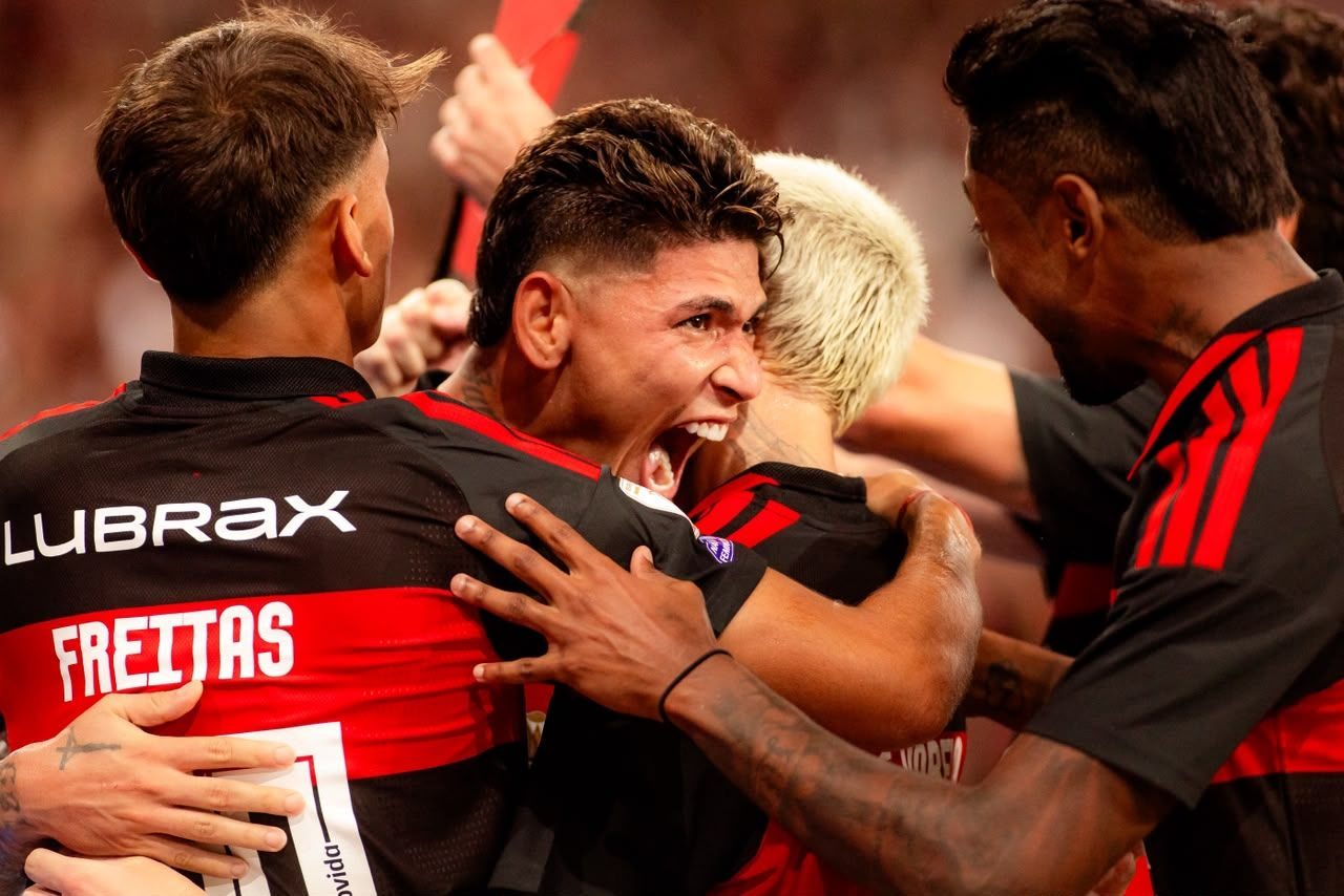Flamengo e Fluminense no Maracanã, no clássico do domingo (11)