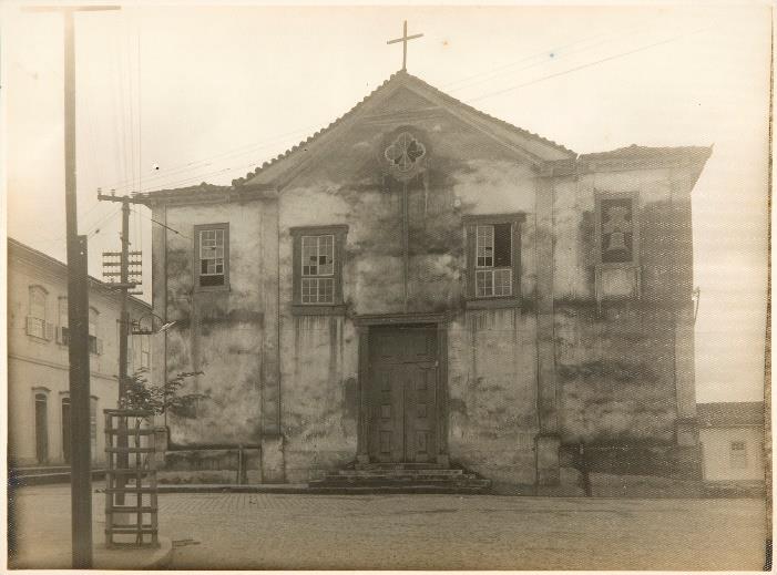 A Igreja do Rosário em 1942, quando a venda do templo ainda estava em discussão. Foto: Acervo Iphan